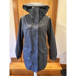 Vintage Women's Nike Snowbaord Jacket With Hood. Size Medium. Gray Exterior.